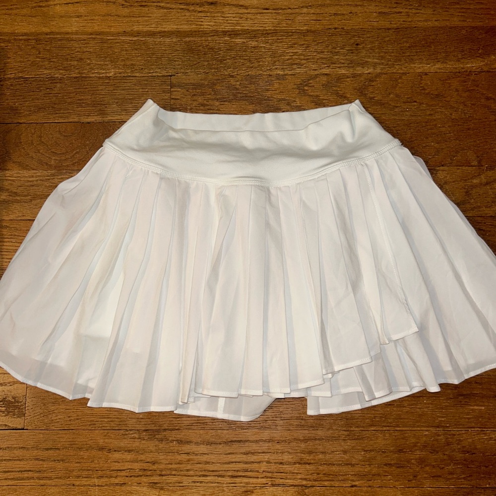 aerie white pleated athletic skirt - Picture 1 of 2